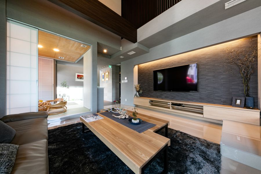 高級感のあるモダンなリビング