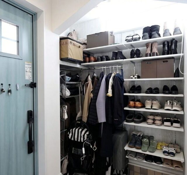 機能的なシューズクローク